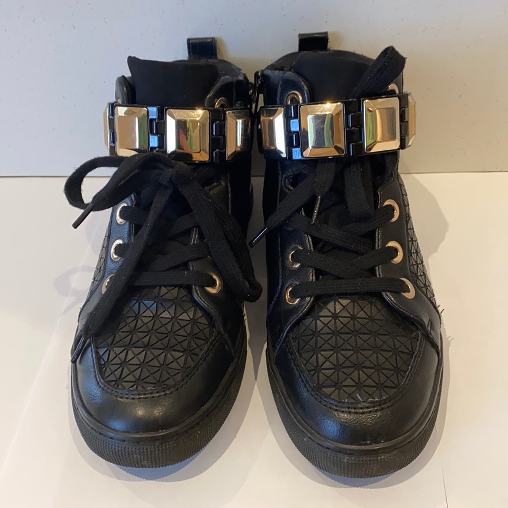 Aldo Choilla fashion snickers